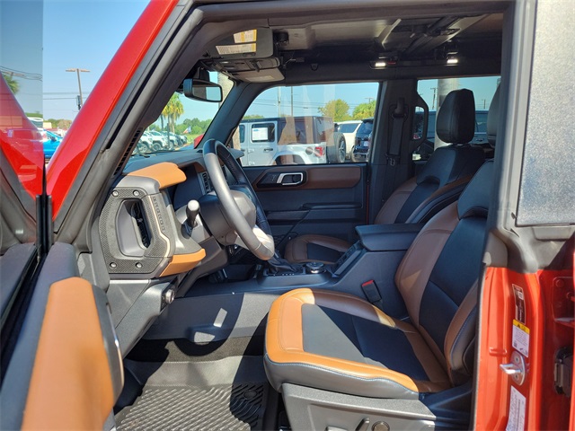 2024 Ford Bronco Outer Banks photo 9
