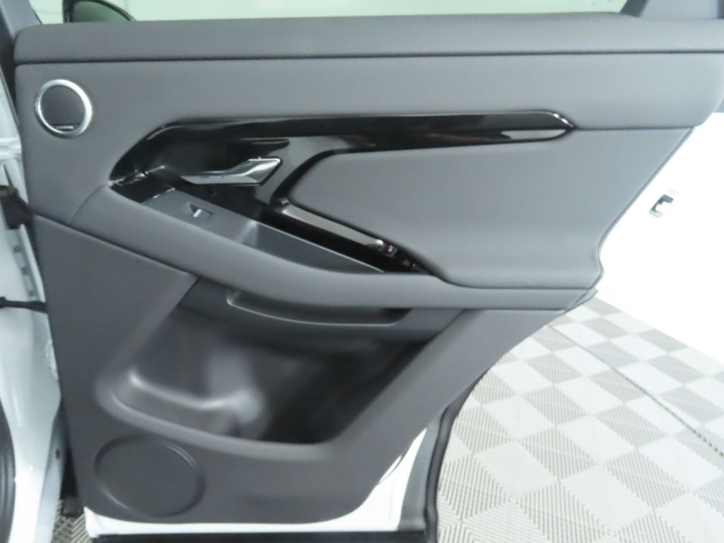 2025 Land Rover Range Rover Evoque S photo 25