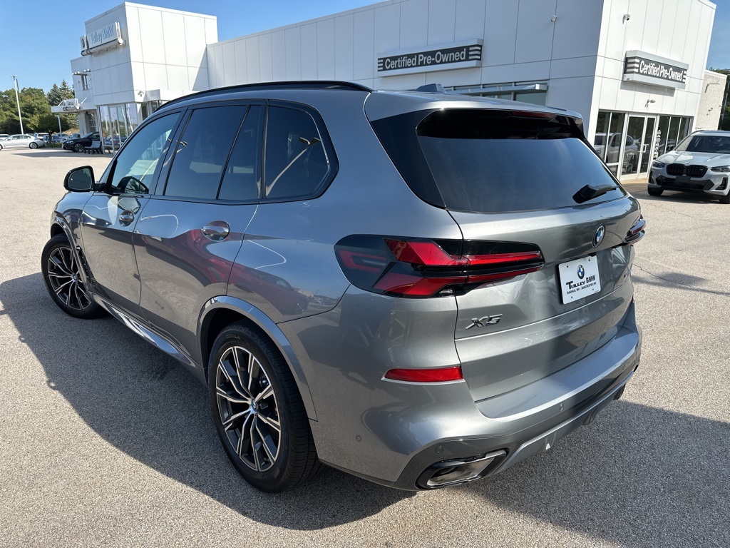 2025 Bmw X5 xDrive50e M photo 4