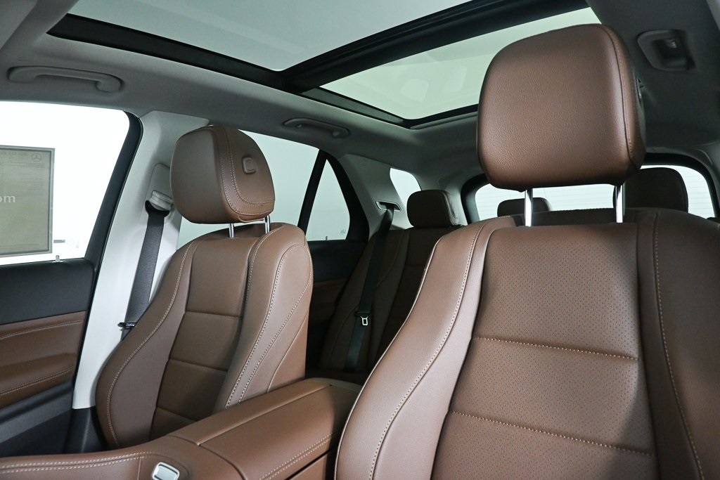 2026 Mercedes Benz GLE 450 4MATIC photo 5