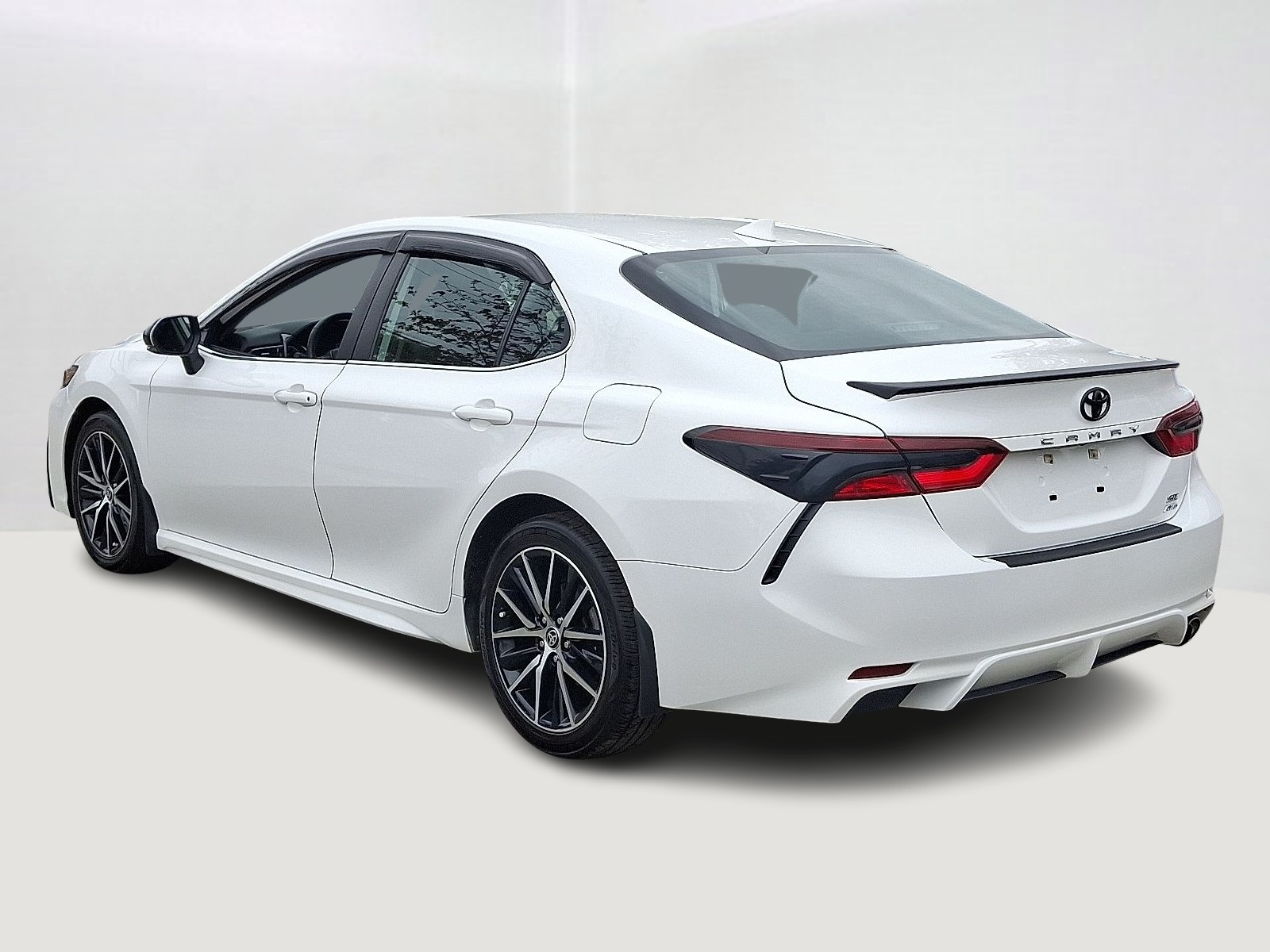 2023 Toyota Camry SE photo 7
