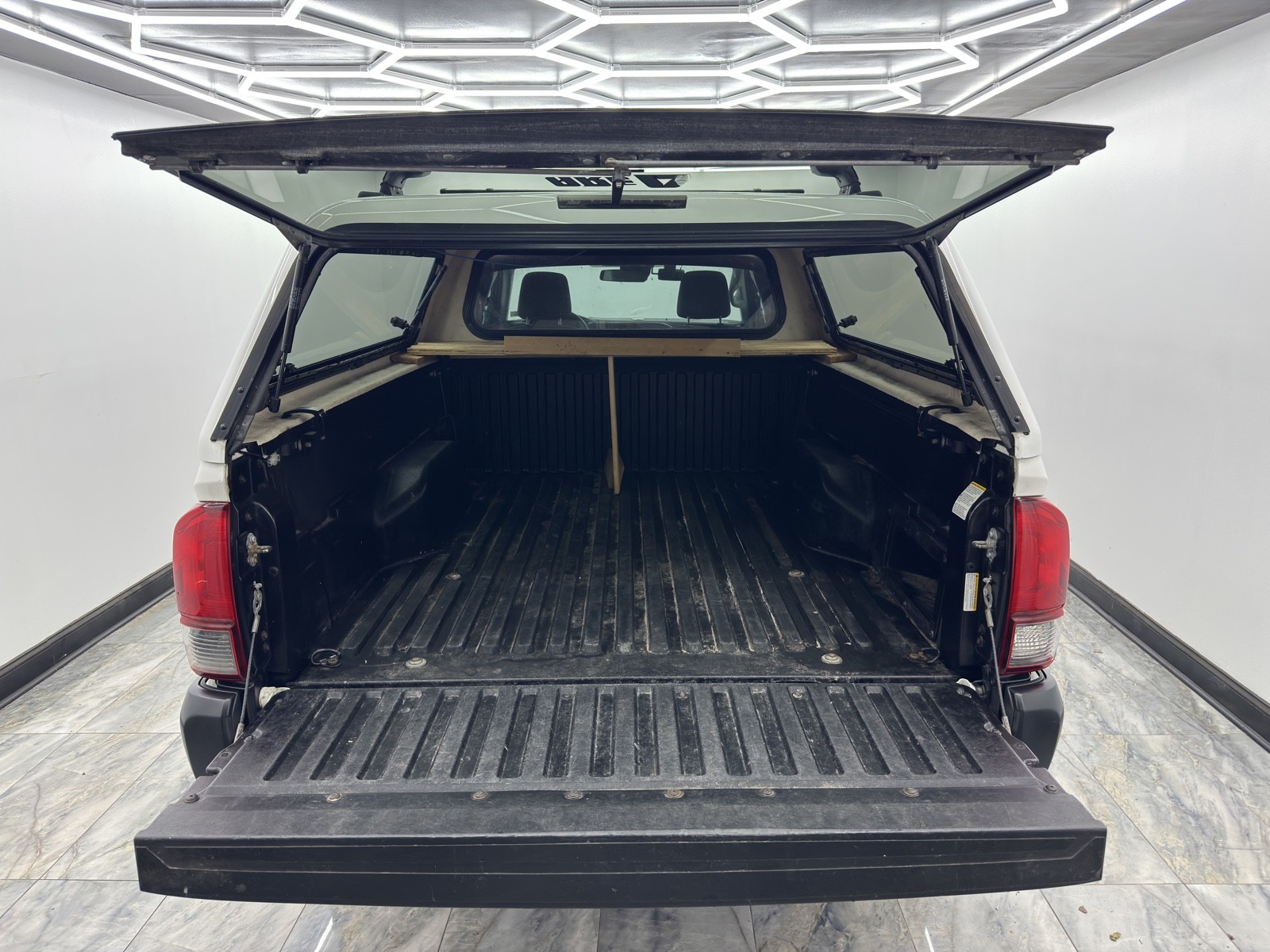 2020 Toyota Tacoma SR Access Cab photo 6