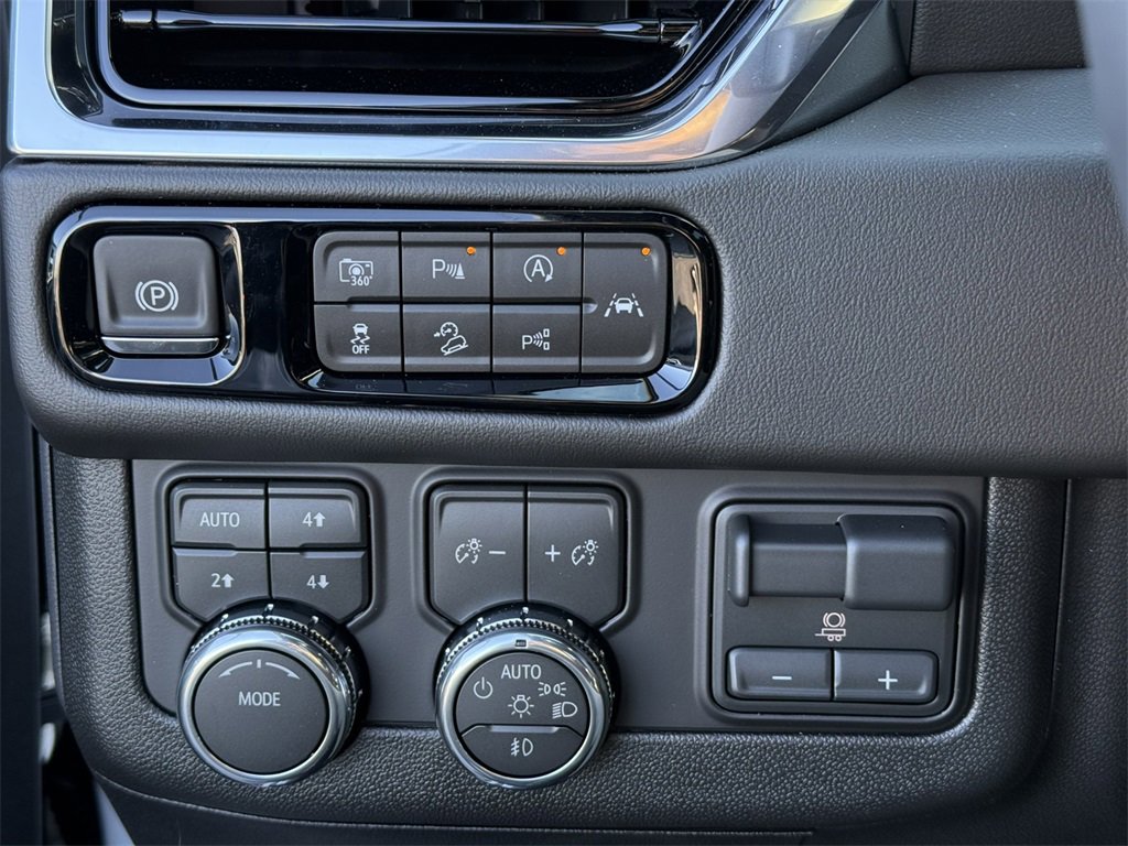 2026 GMC YUKON XL - Image 18