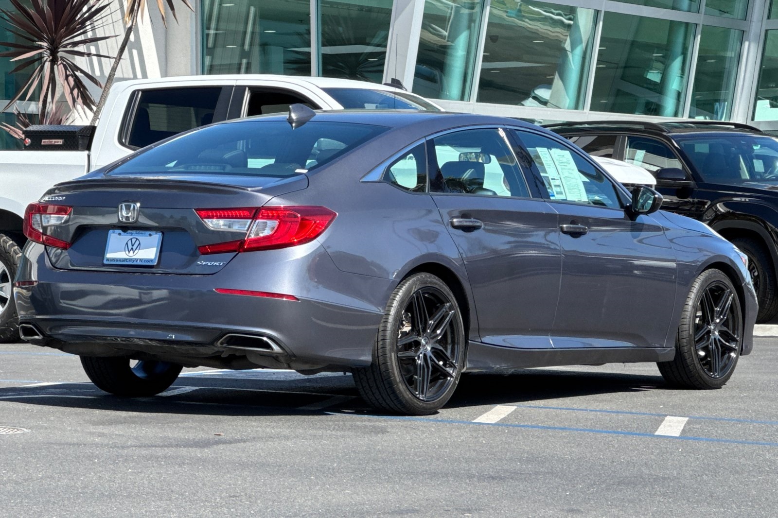 2020 Honda Accord Sport photo 4
