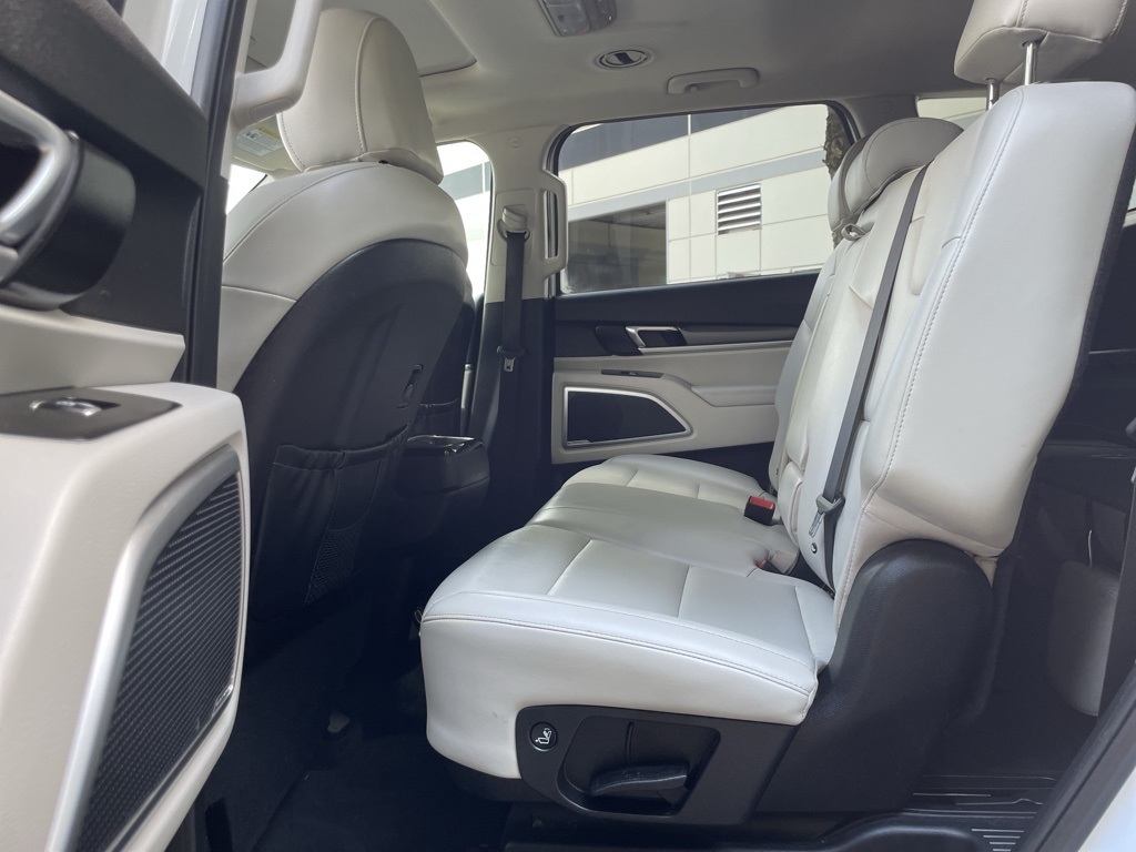 2020 Kia Telluride S photo 17