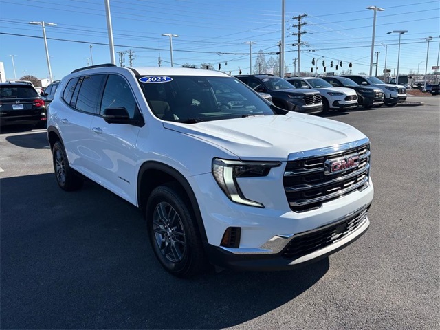 2025 GMC Acadia Elevation's photo