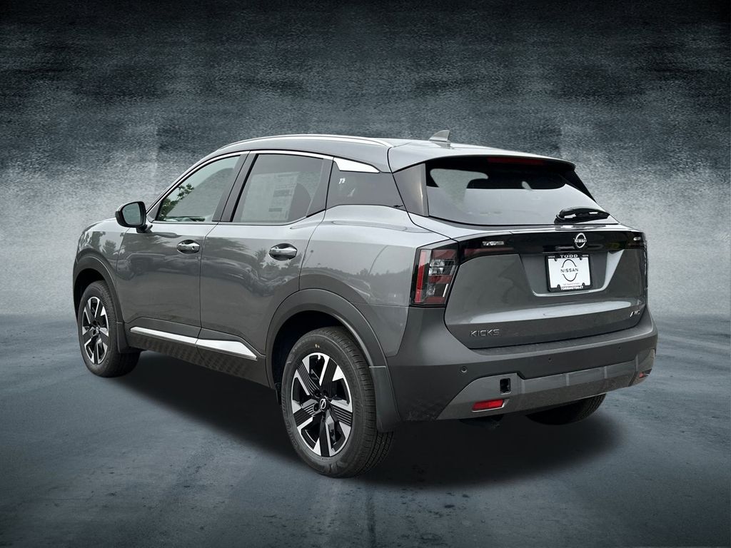 2025 Nissan Kicks SV photo 2
