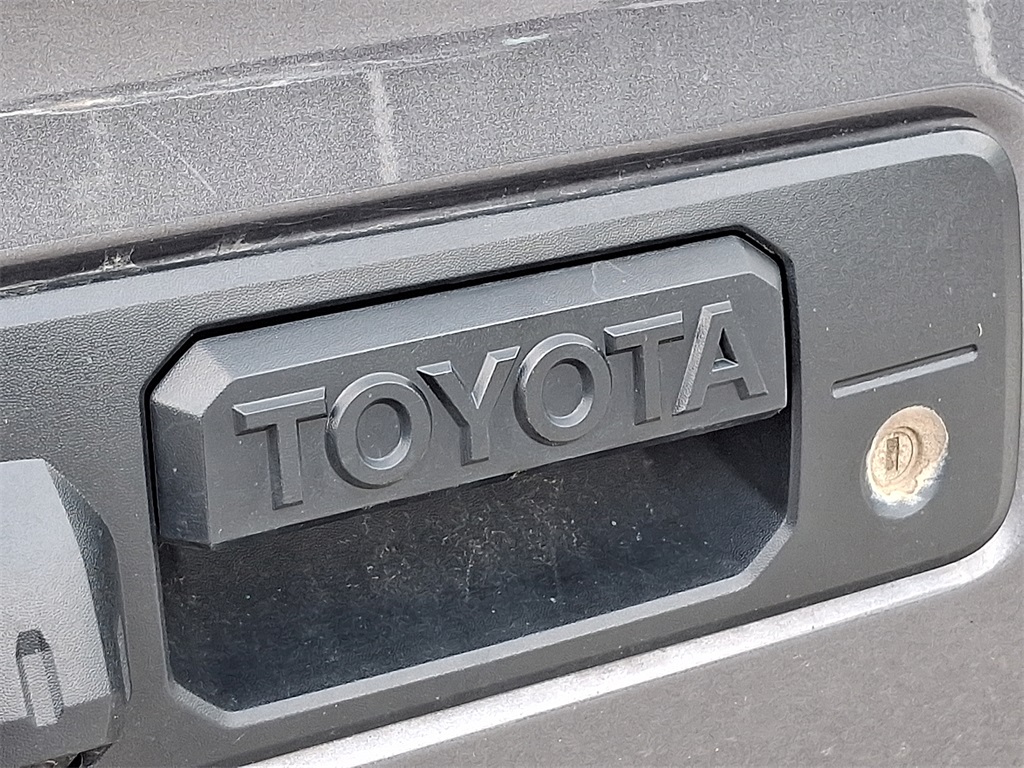 2019 Toyota Tacoma TRD Off-Road 4x4 Access Cab photo 27