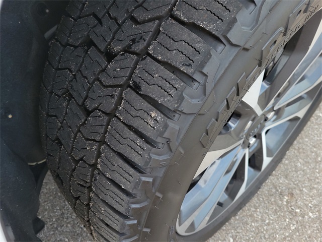 2022 Jeep Grand Cherokee Overland photo 13