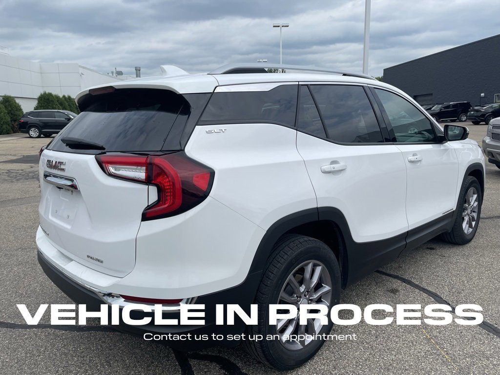 2024 Gmc Terrain SLT photo 3