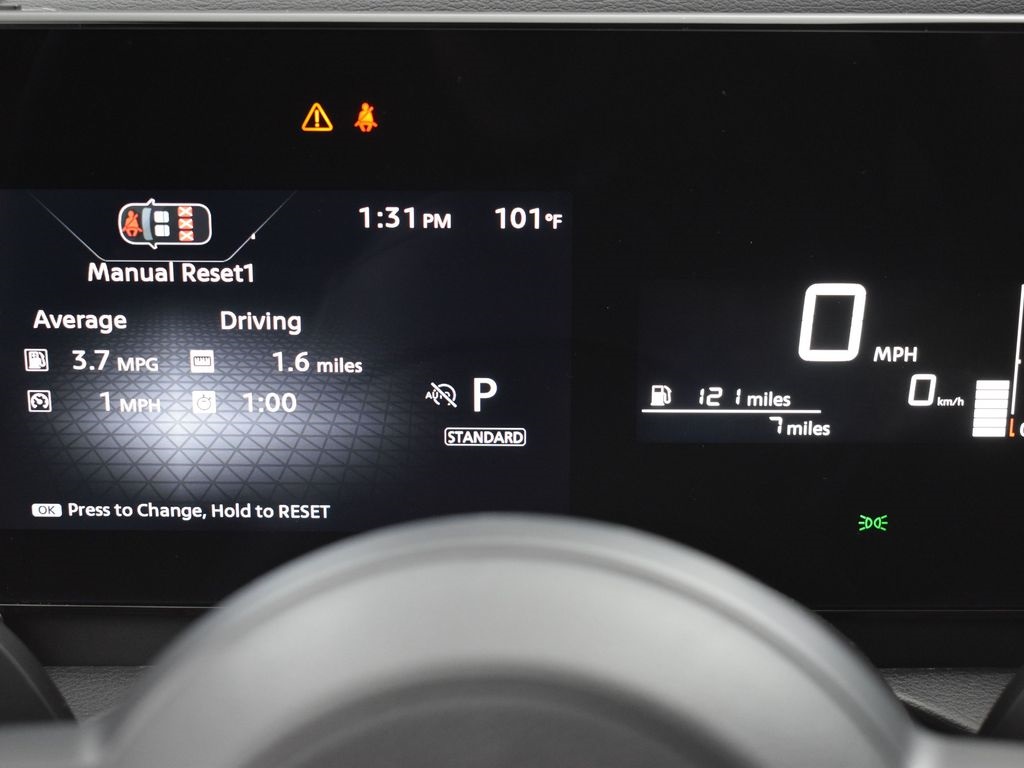 2026 Nissan Kicks SV photo 28