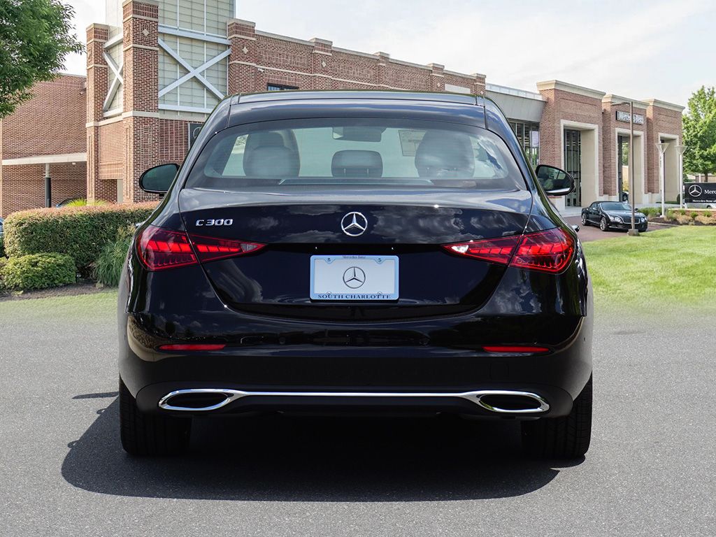2025 Mercedes Benz C 300 photo 4