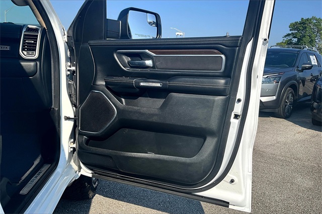 2021 Ram 1500 Laramie photo 26