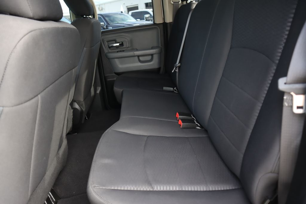2019 Ram 1500 Classic Warlock photo 21