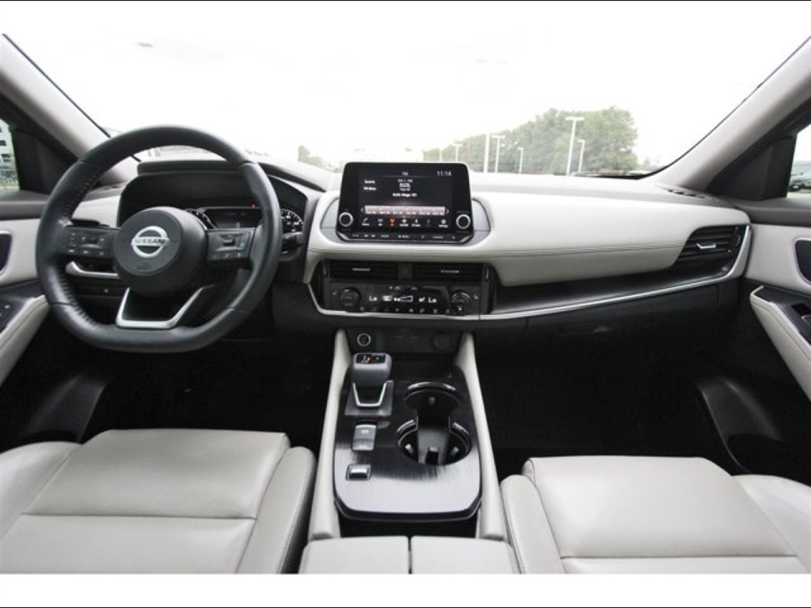 2021 Nissan Rogue SL White at TX Auto Group