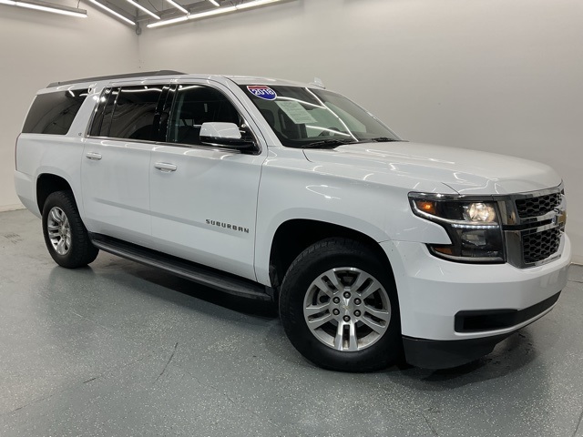 Used 2018 Chevrolet Suburban LT with VIN 1GNSKHKC5JR330939 for sale in Middlesboro, KY