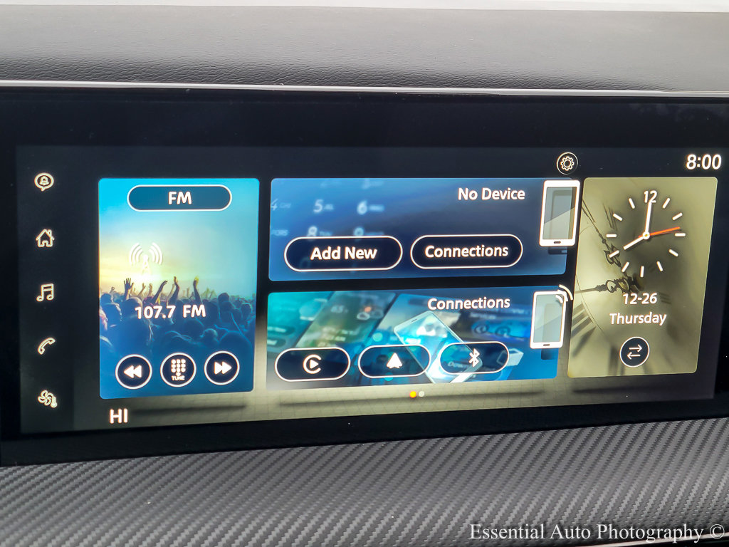 2025 Nissan Kicks SR photo 12