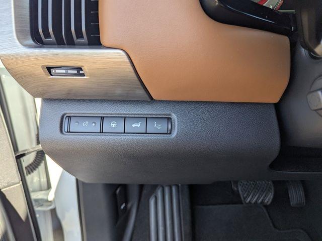 2025 Nissan Pathfinder Platinum photo 33