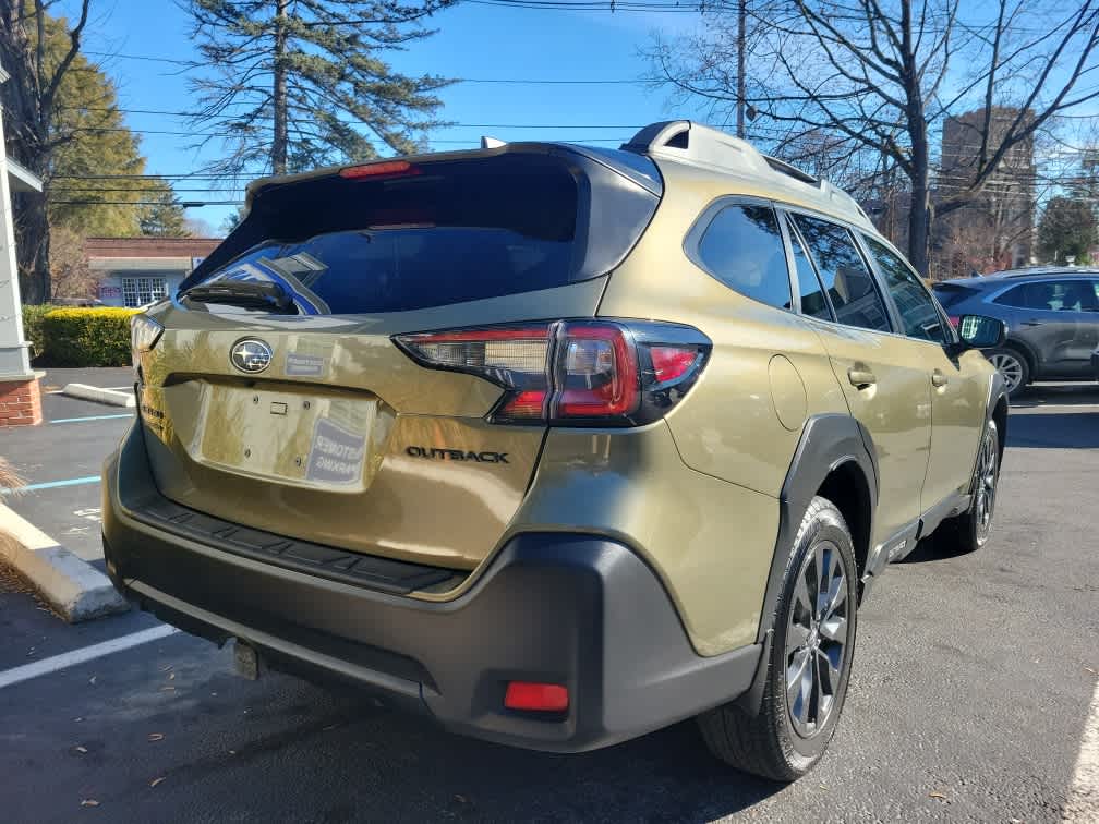 2023 Subaru Outback Onyx Edition photo 3