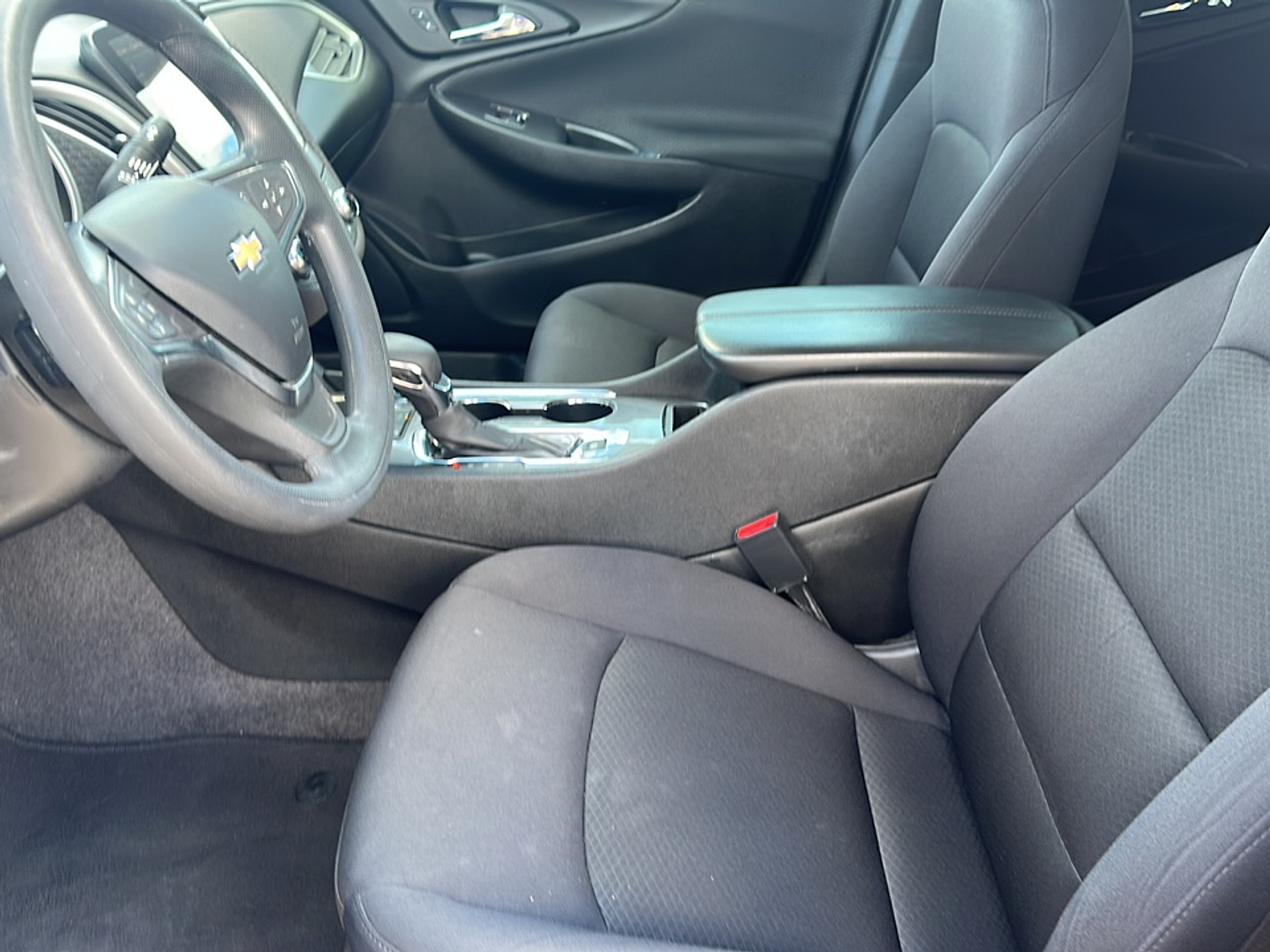 2022 Chevrolet Malibu 1LT photo 3