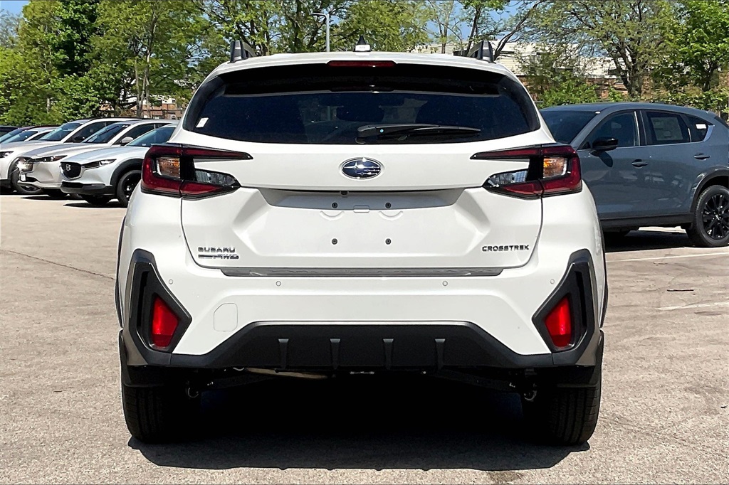 2025 Subaru Crosstrek Limited photo 3