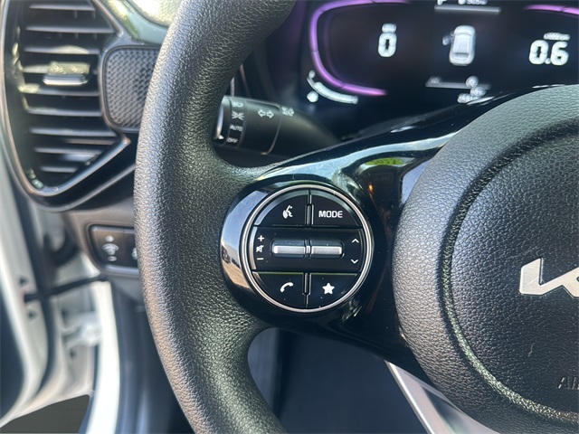 2023 Kia Soul S photo 8