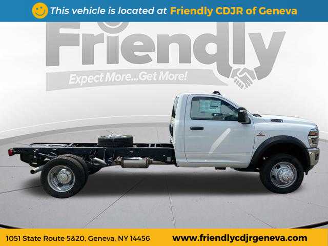 2025 Ram 5500 Tradesman photo 2