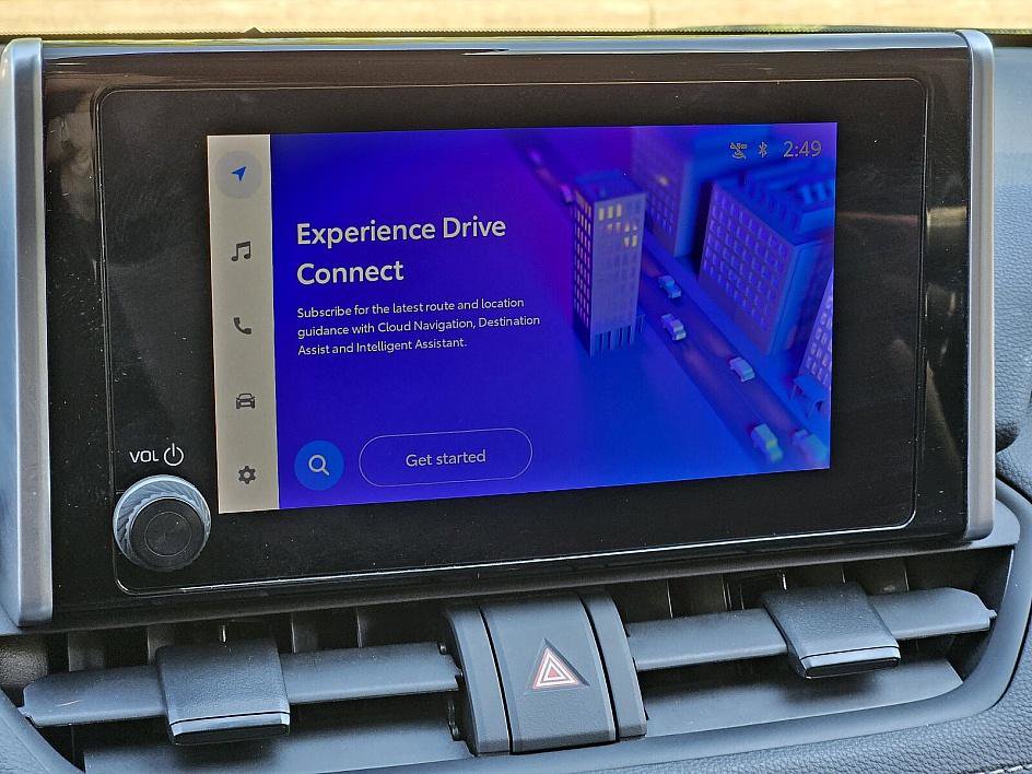 2024 Toyota RAV4 Hybrid XLE photo 19