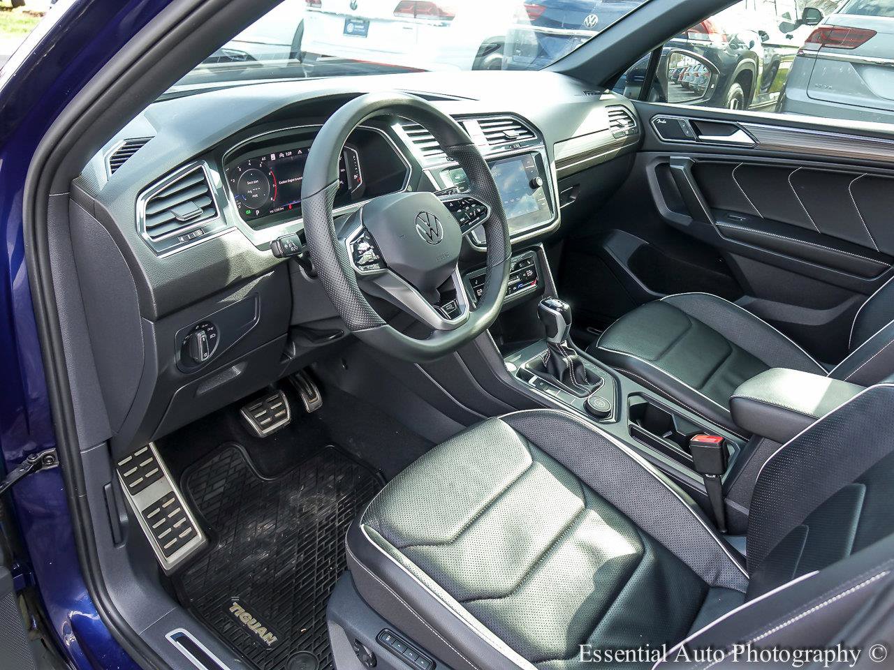 2022 VOLKSWAGEN TIGUAN - Image 8