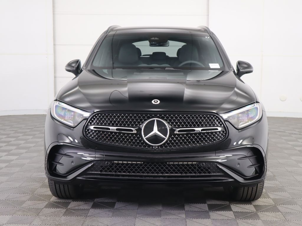 2026 Mercedes Benz GLC 300 photo 2