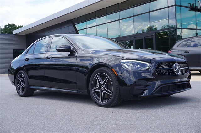 2022 Mercedes Benz E 350 photo 2