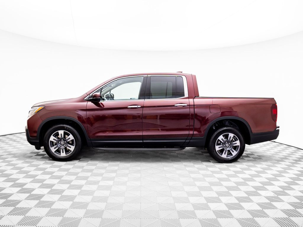 2019 Honda Ridgeline RTL-E photo 2