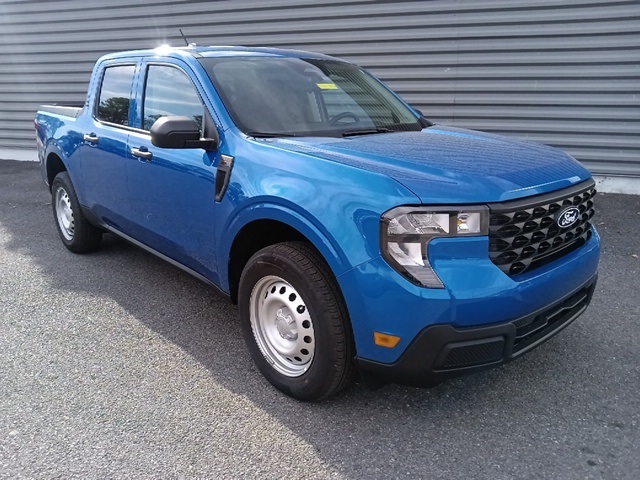 2025 Ford Maverick XL's photo