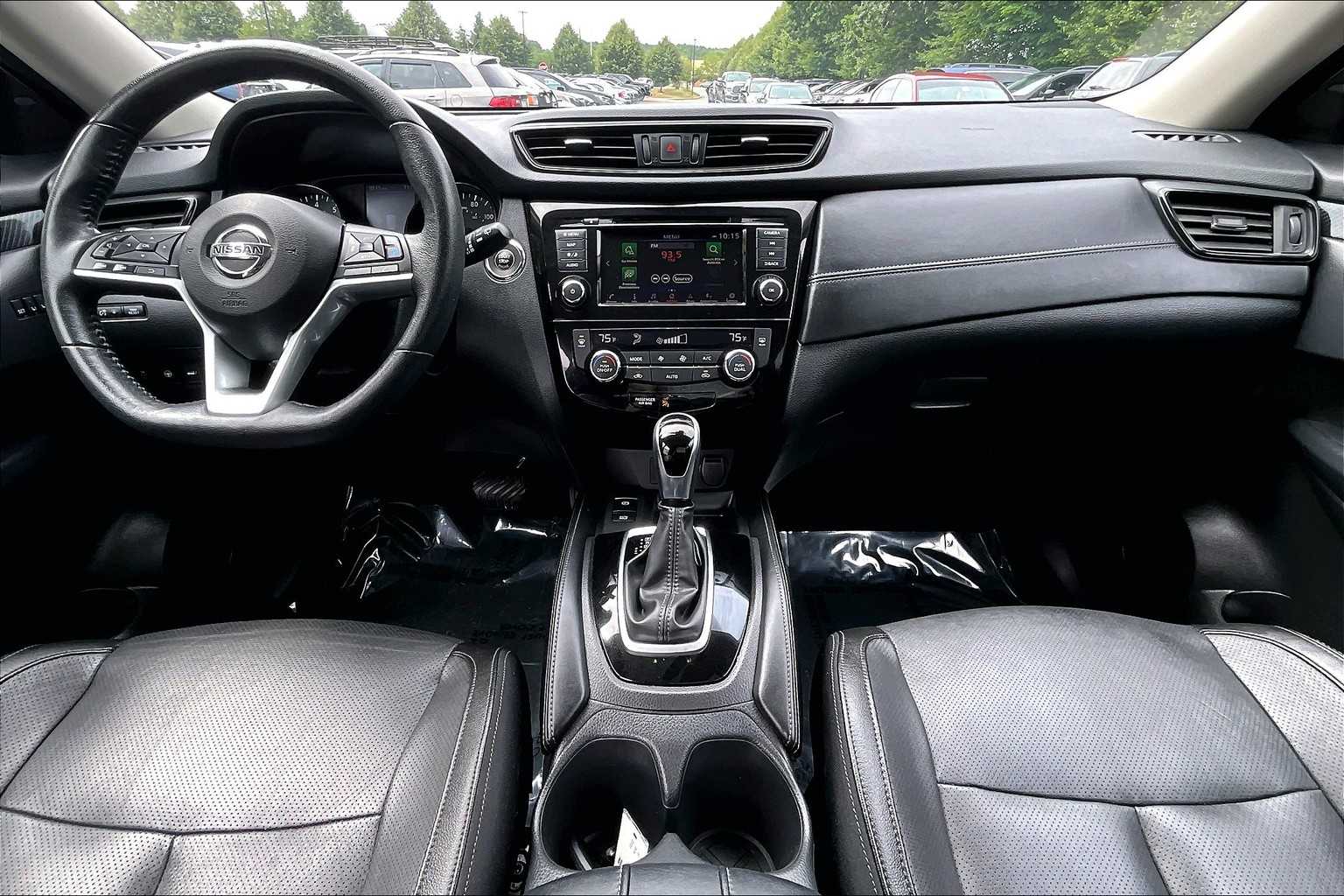 2019 Nissan Rogue SL photo 15