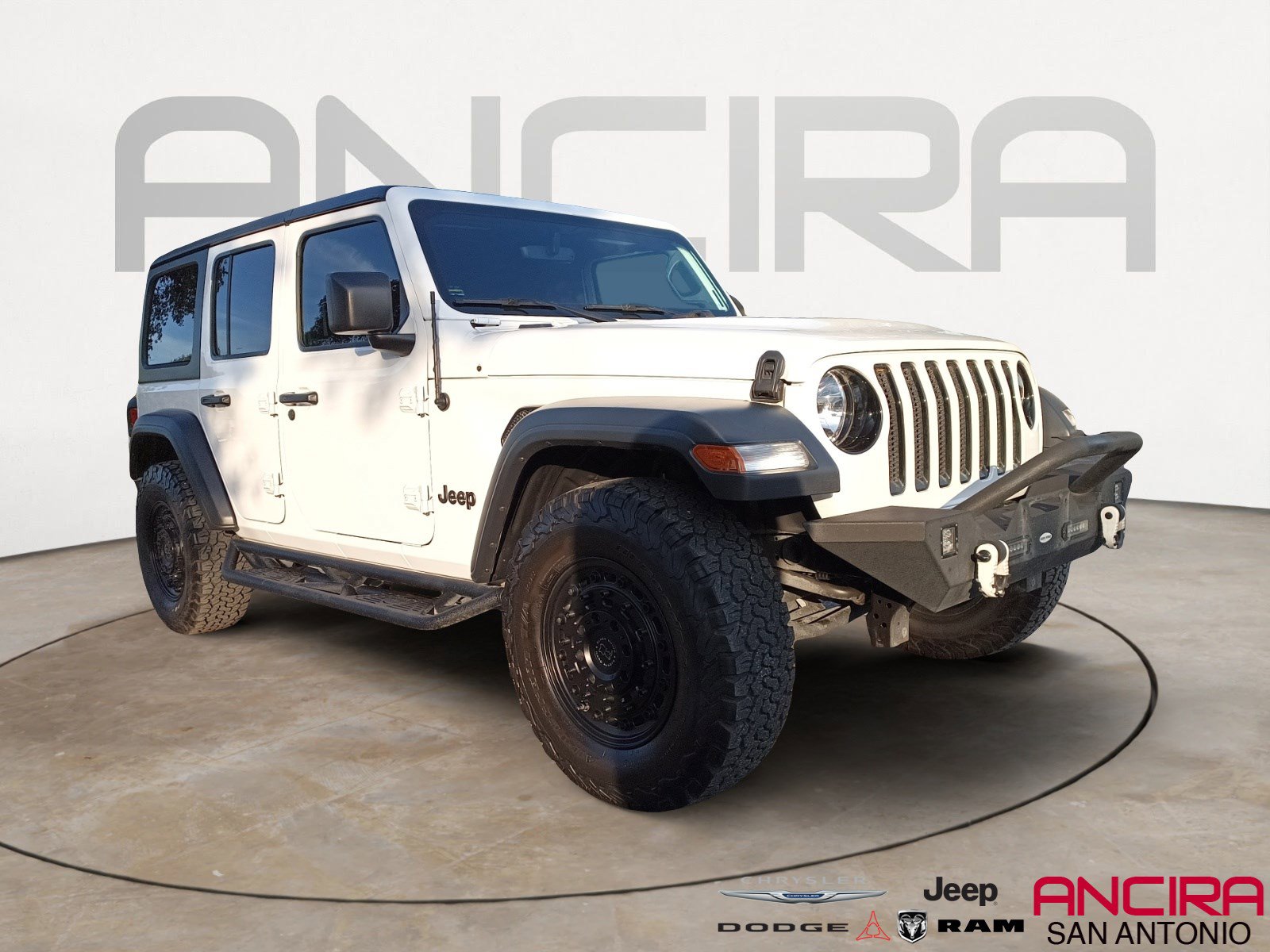 2023 Jeep Wrangler 4-Door Altitude's photo