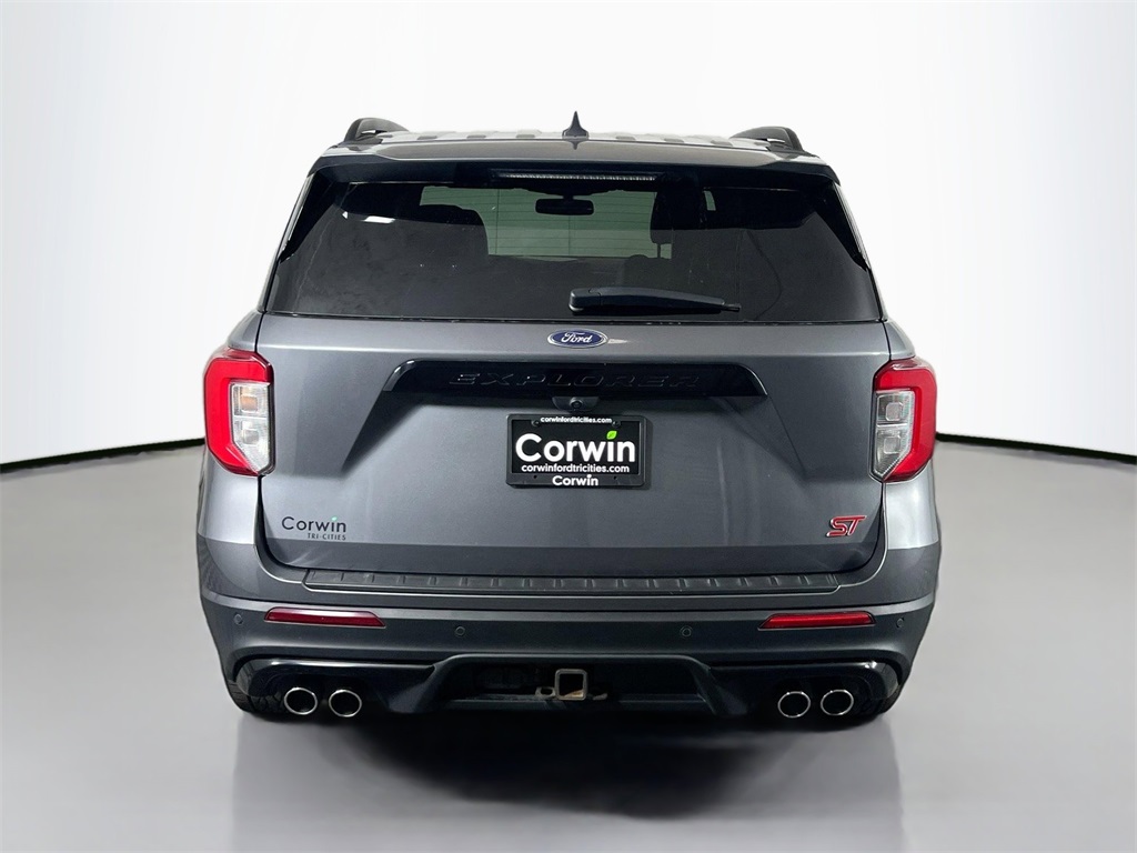 2022 Ford Explorer ST photo 13