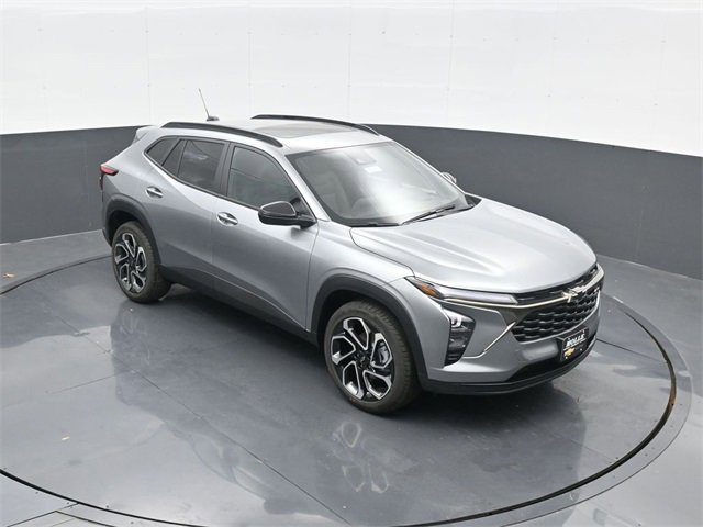 2026 Chevrolet Trax RS's photo