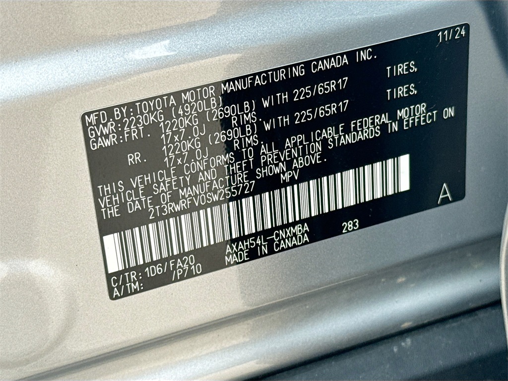 2025 Toyota RAV4 Hybrid XLE photo 30