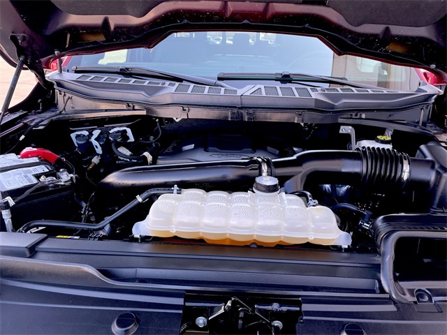 2023 Ford F-150 Lariat photo 17