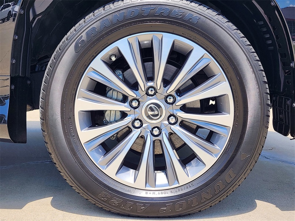 2023 Lexus GX 460 Luxury photo 2