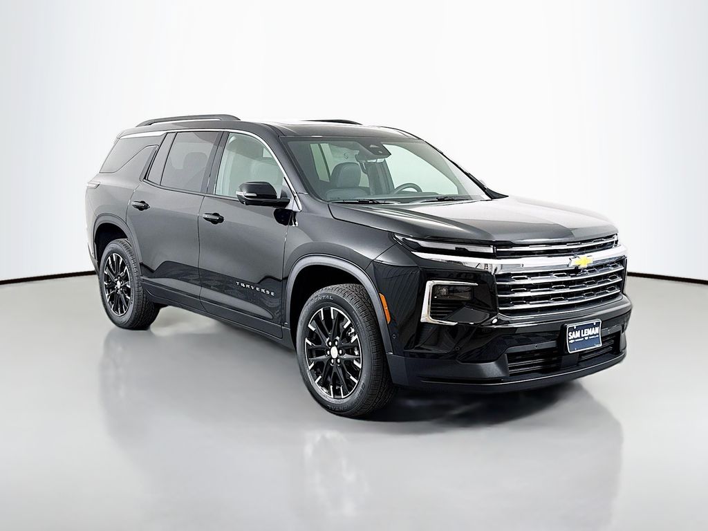 2026 Chevrolet Traverse LT's photo