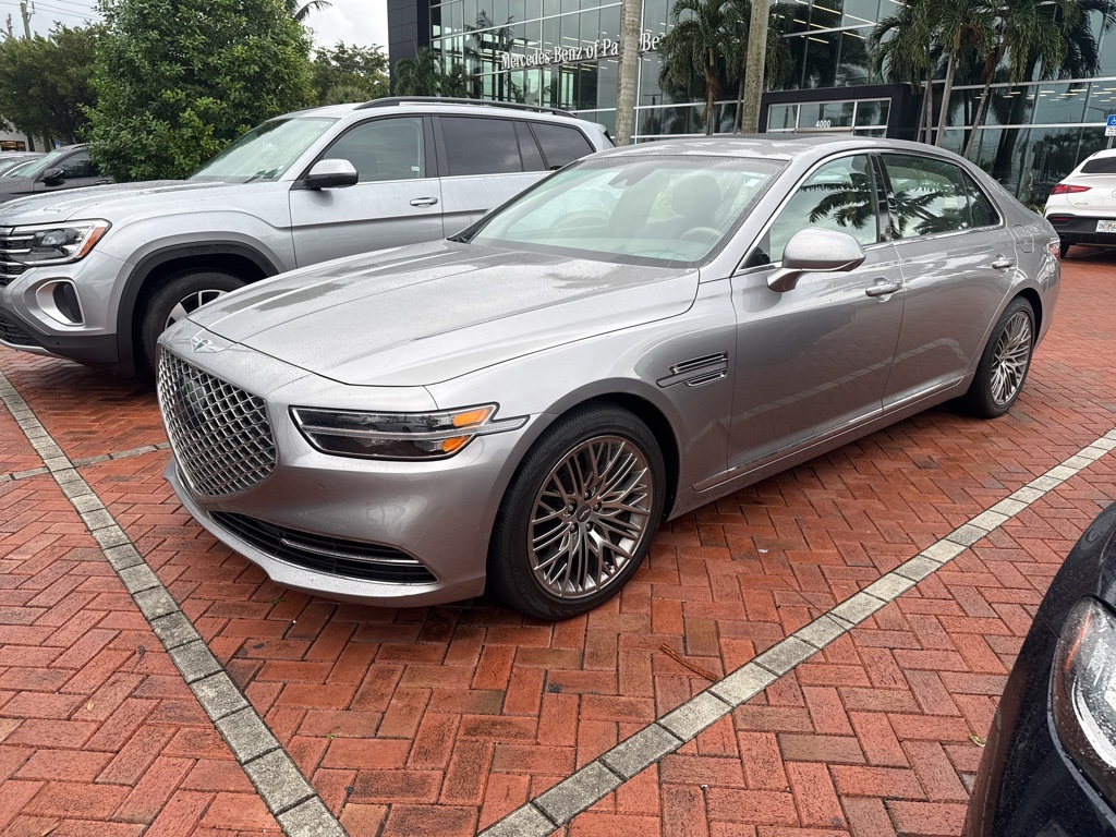 2021 GENESIS G90 Premium's photo