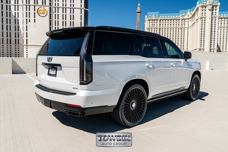 2025 Cadillac Escalade Sport photo 4