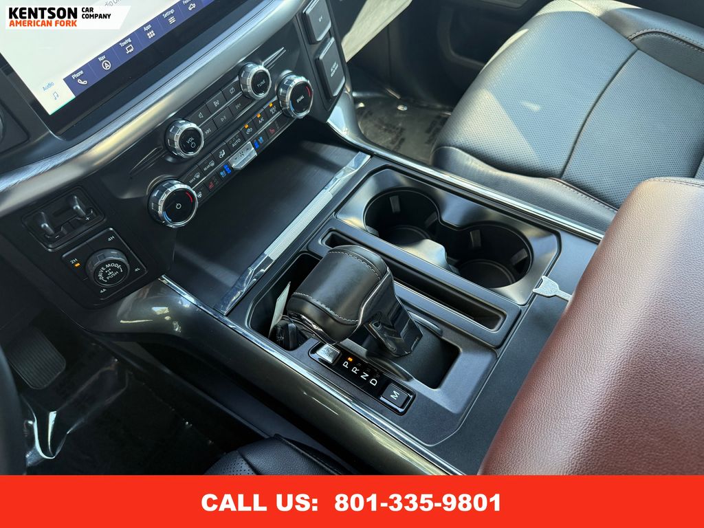 2022 Ford F-150 Lariat photo 25