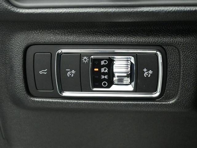 2022 LINCOLN CORSAIR - Image 11