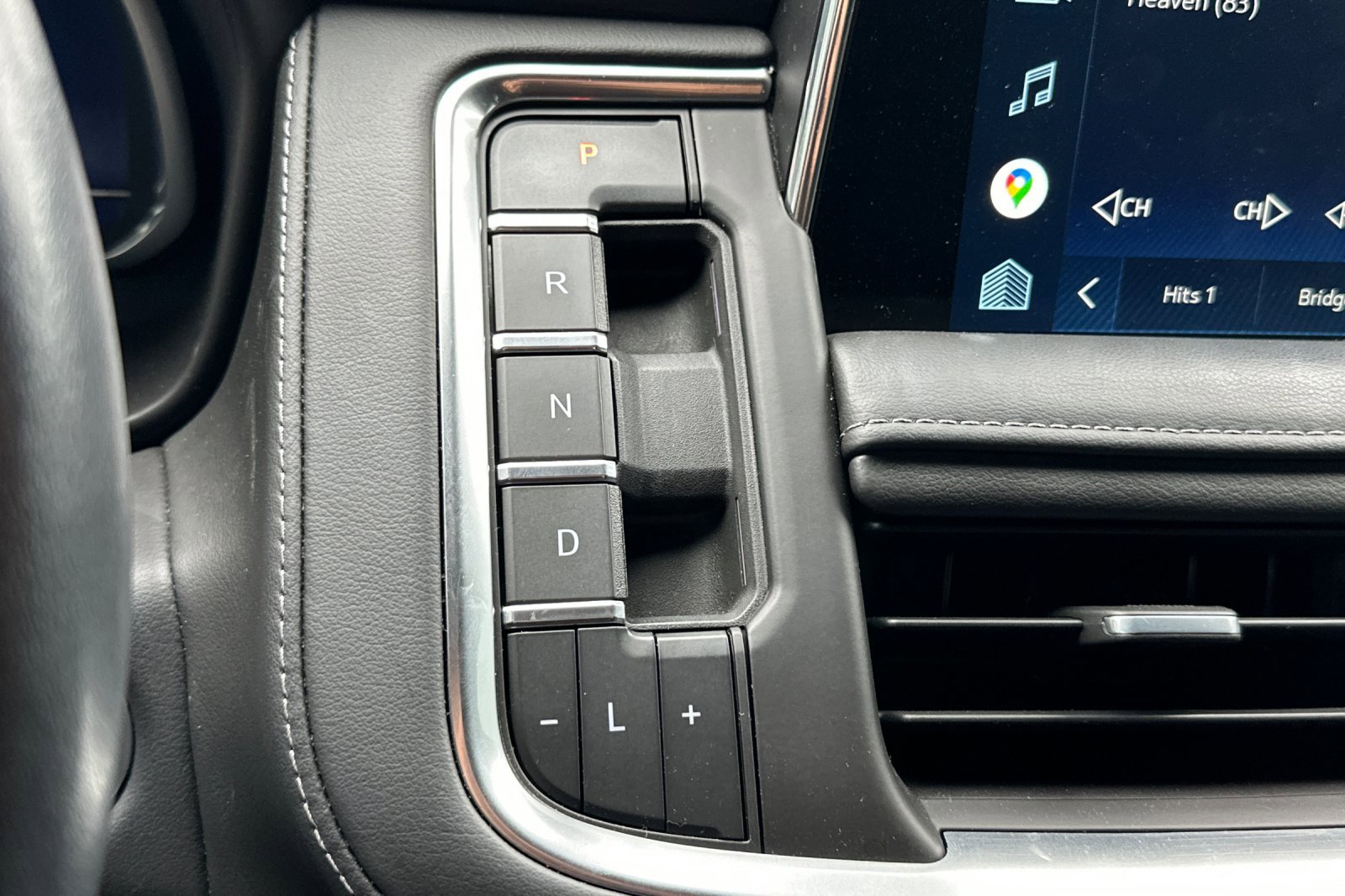 2022 Chevrolet Tahoe Z71 photo 20