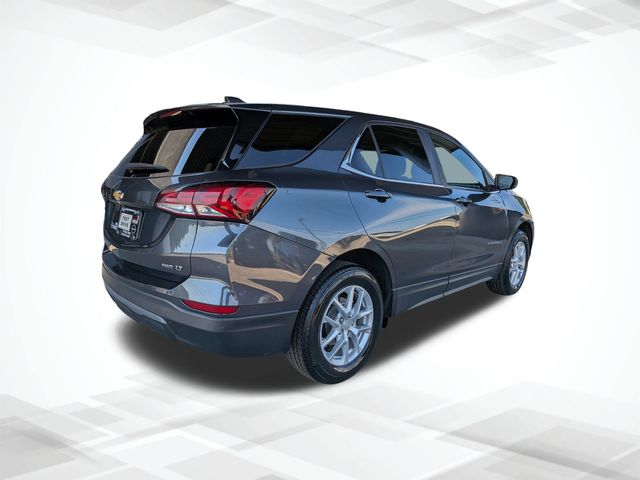 2023 Chevrolet Equinox LT photo 2