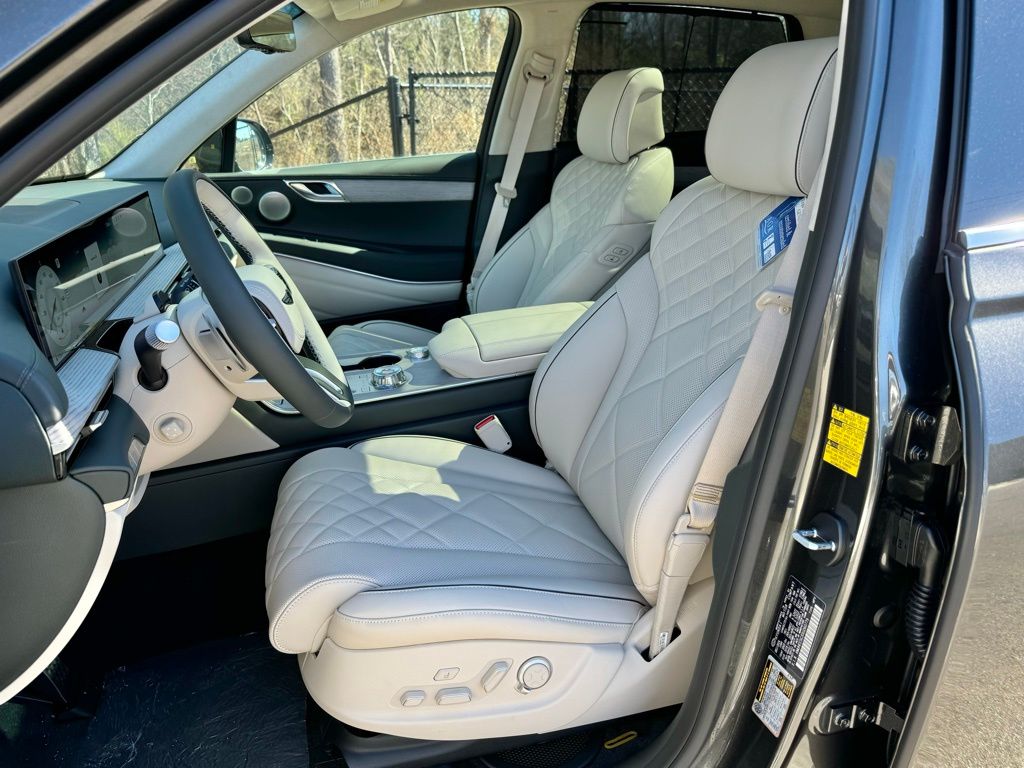 2025 Genesis GV80 3.5T Prestige photo 15