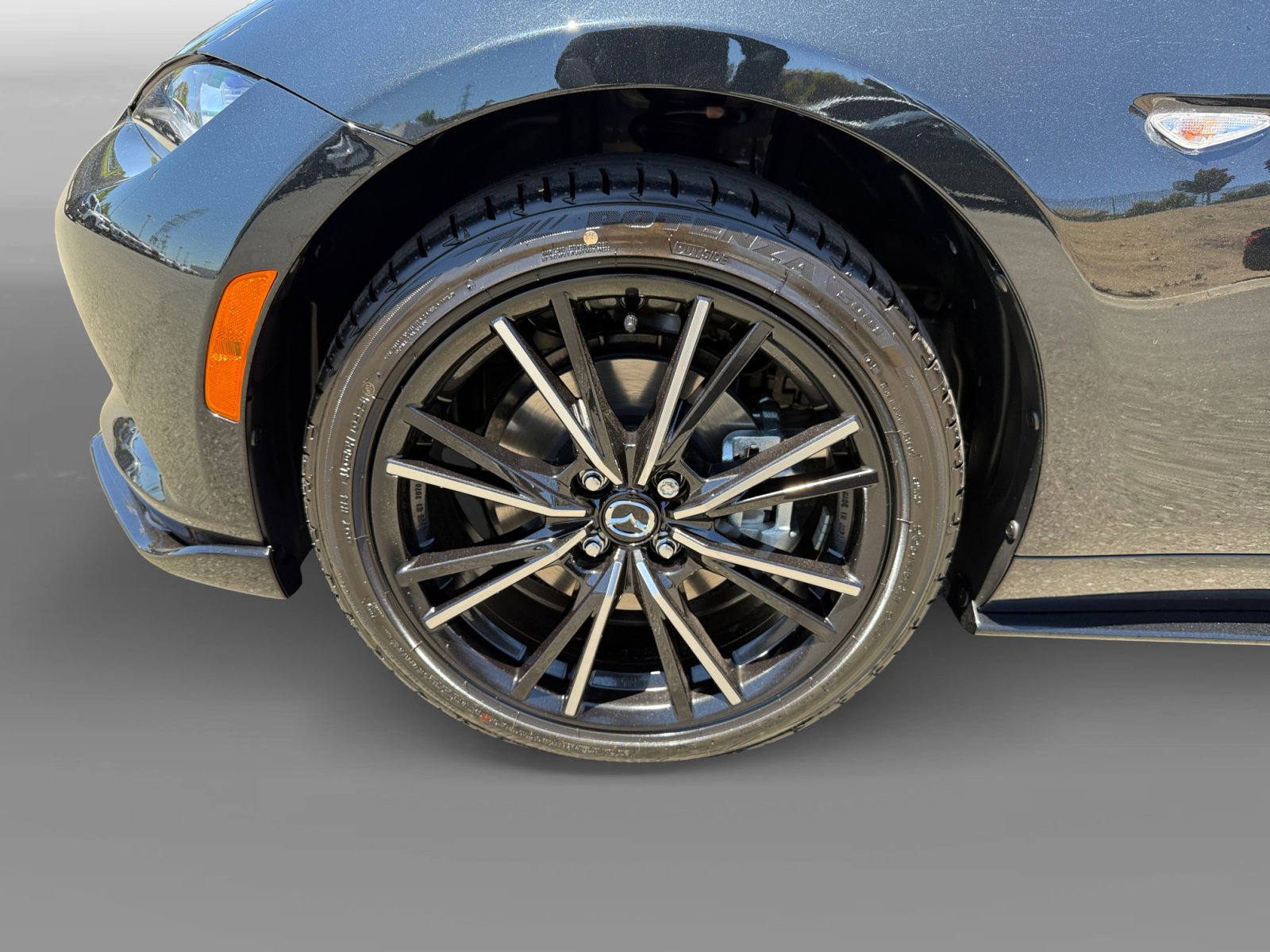 2025 Mazda MX-5 Miata Miata Grand Touring photo 9