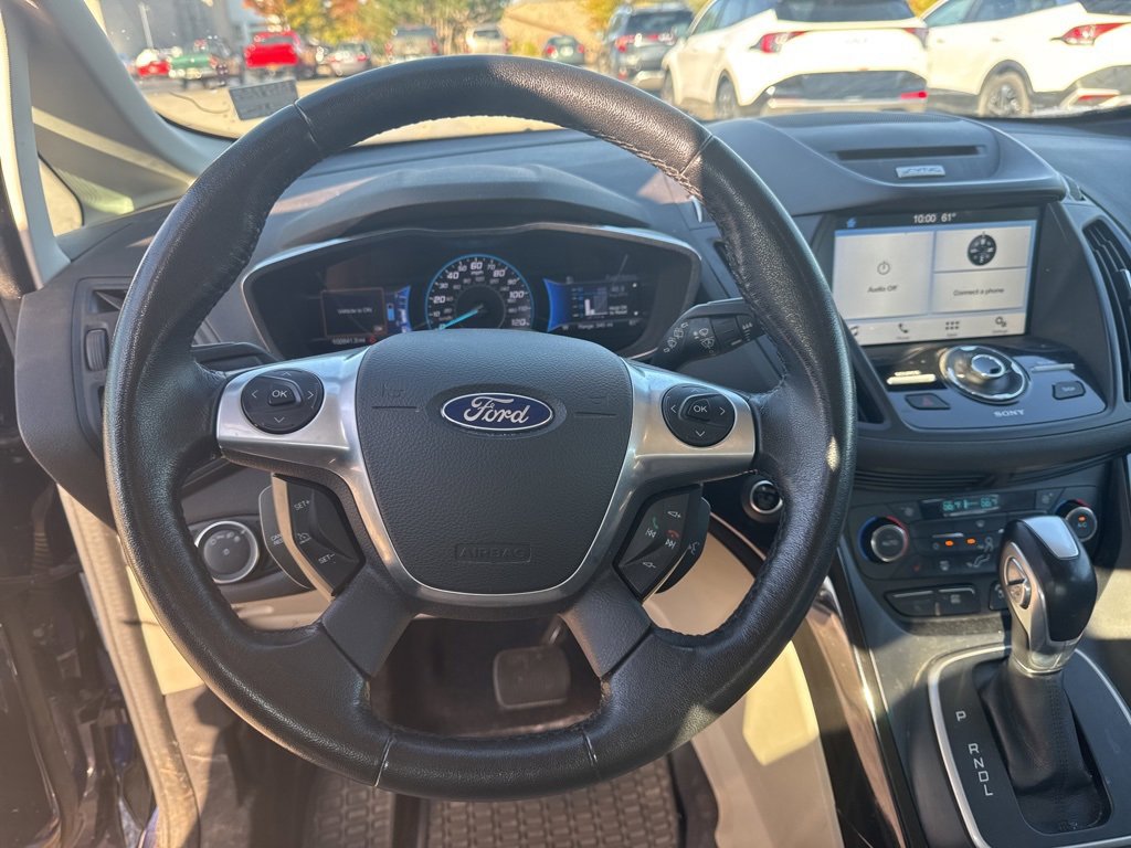 2017 Ford C-Max Hybrid Titanium photo 10